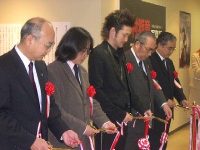 真ん中が中村獅童氏、その右隣が大野会長